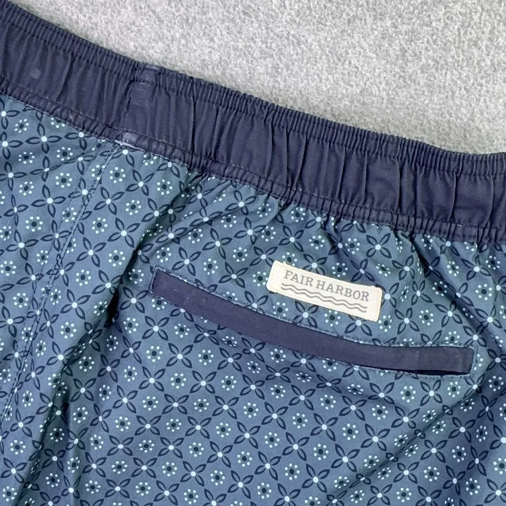 Fair Harbor Swim Trunk Shorts Men's XL Blue Geometric Lined Zip Pocket‎ 8